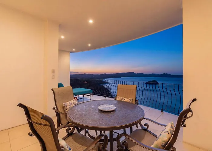 Wake Up To The Pacific, Concierge Included * Playa Flamingo
